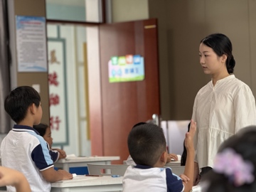 太湖实验小学：匠心巧设情境路 童趣漫游奇石峰